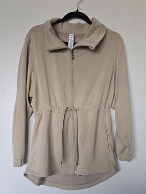 lululemon athletica Neutral Beige Crew Top